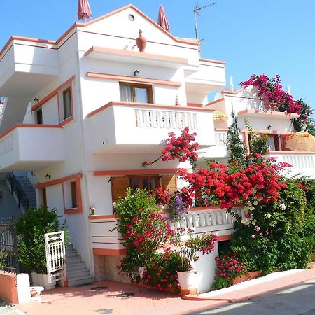 Villa Elizea Stalós Buitenkant foto
