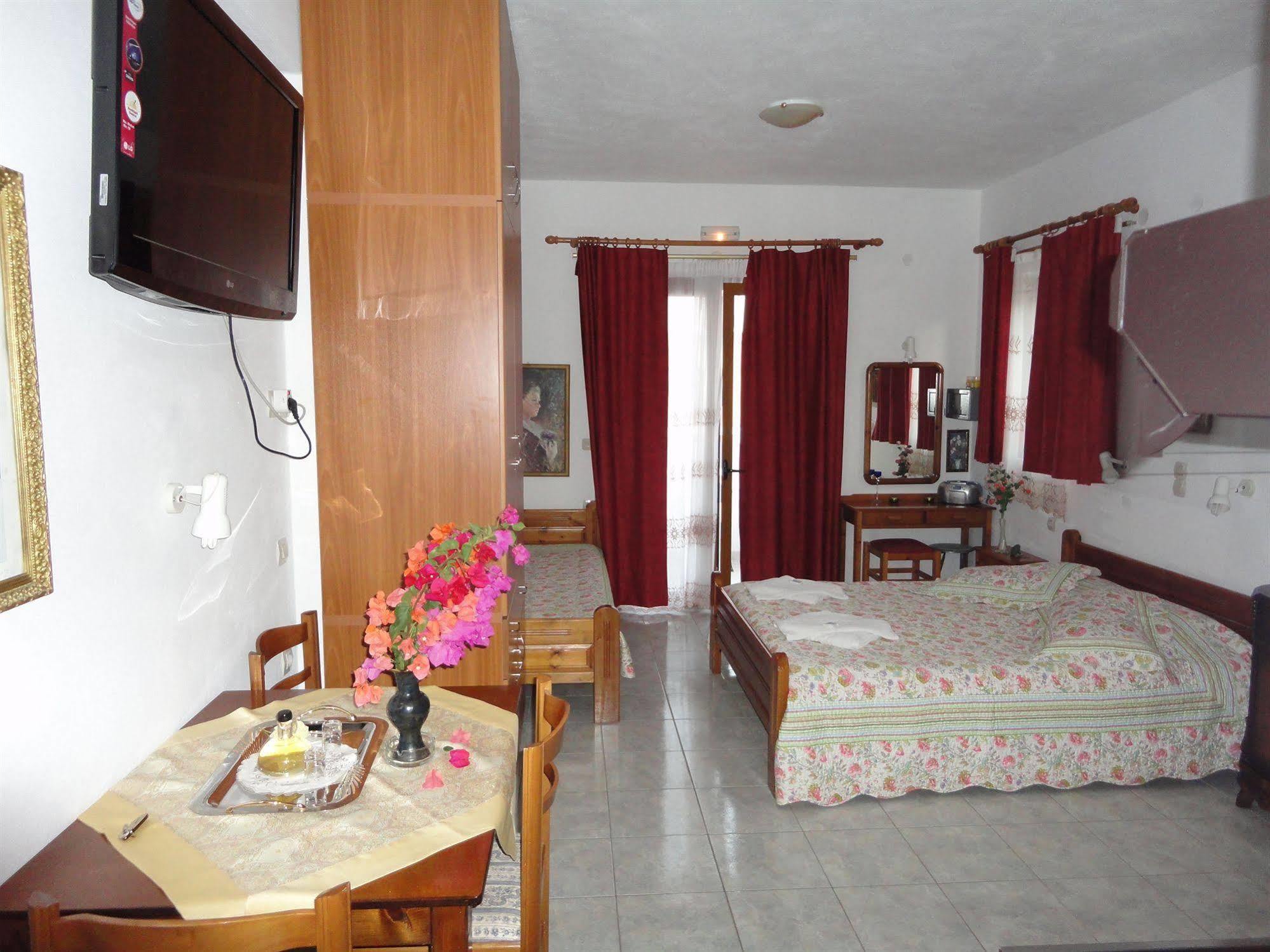Villa Elizea Stalós Buitenkant foto