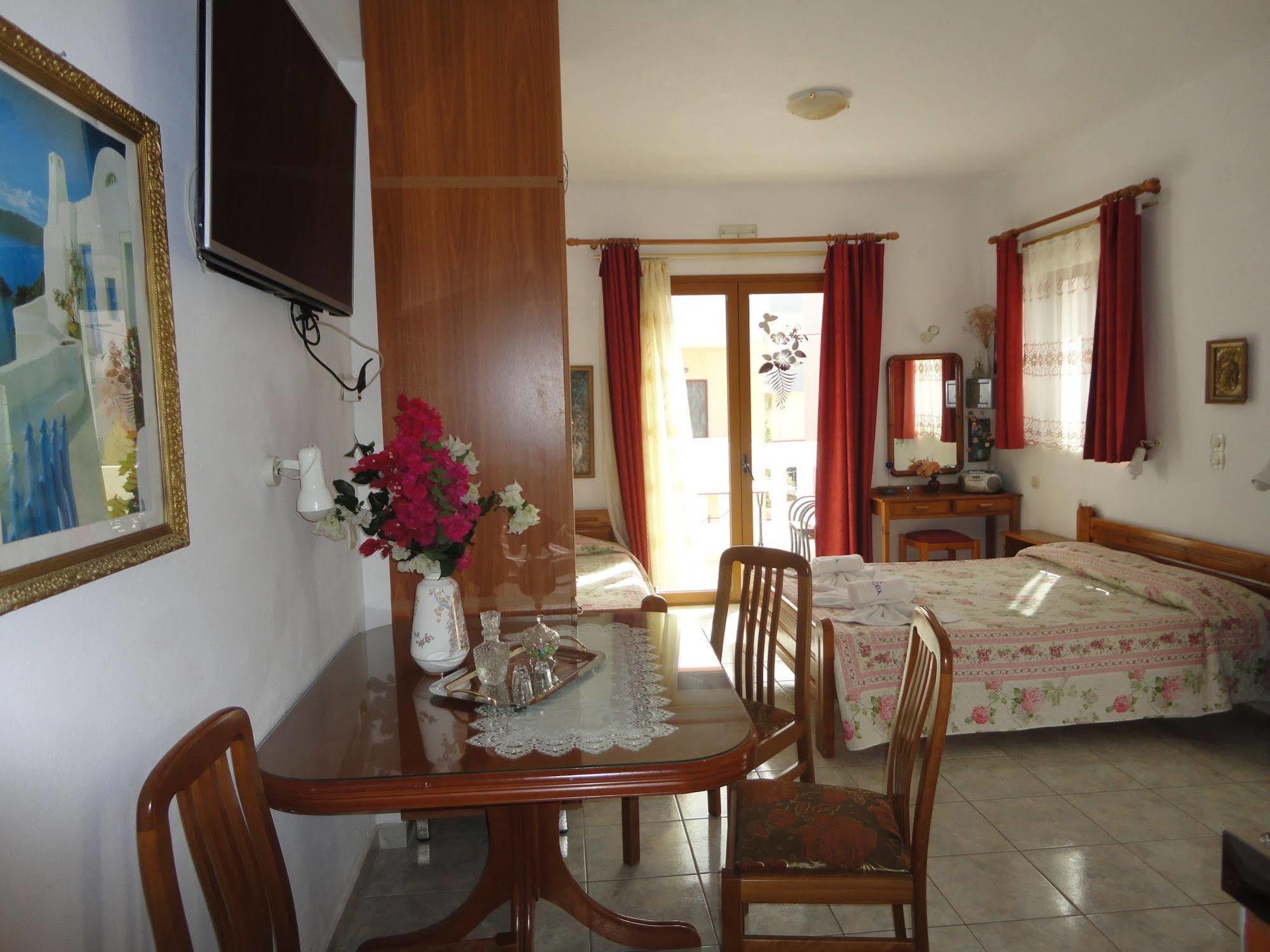Villa Elizea Stalós Buitenkant foto