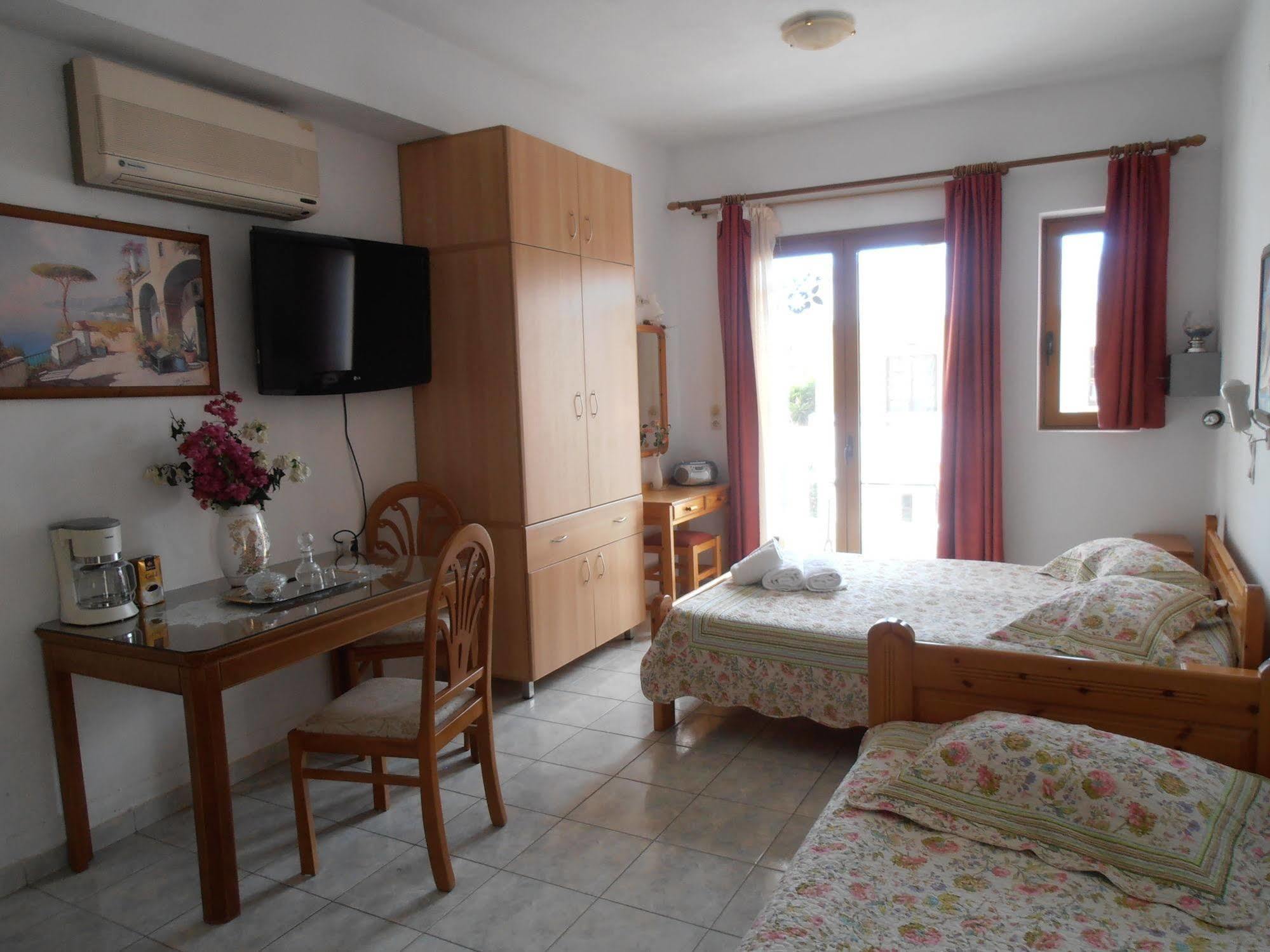 Villa Elizea Stalós Buitenkant foto