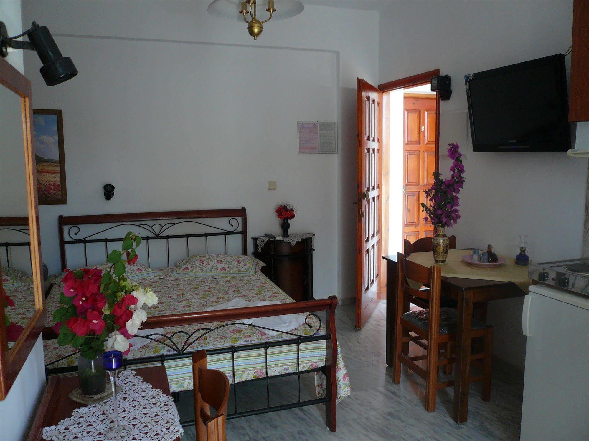 Villa Elizea Stalós Buitenkant foto